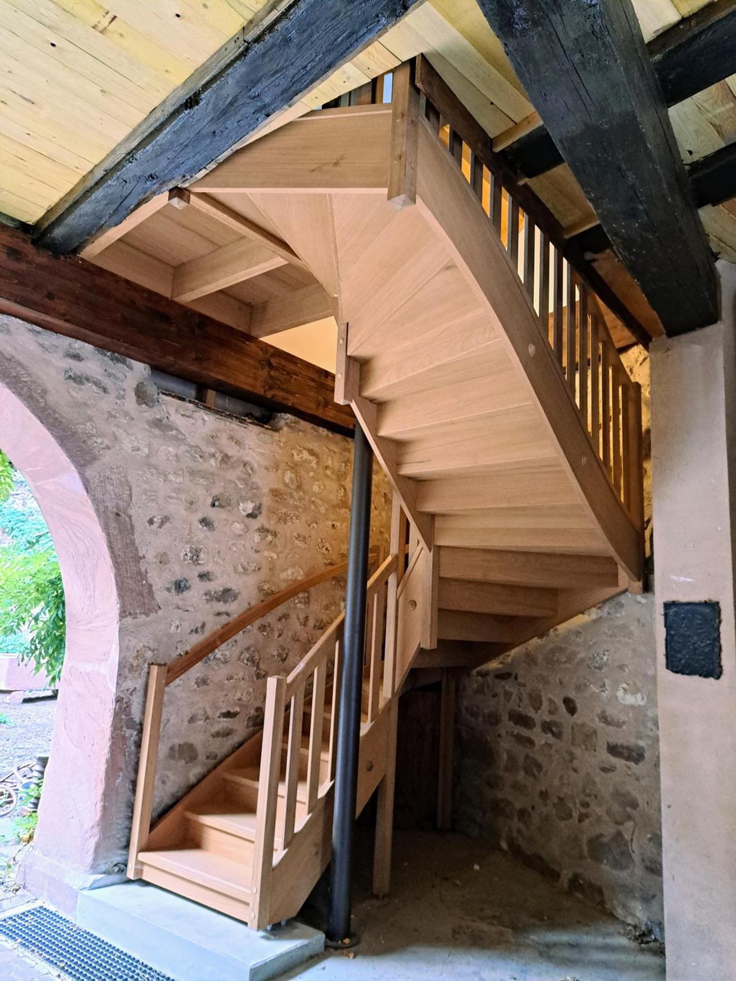 Grand Gite Dans Maison Alsacienne Historique Gueberschwihr Exterior photo